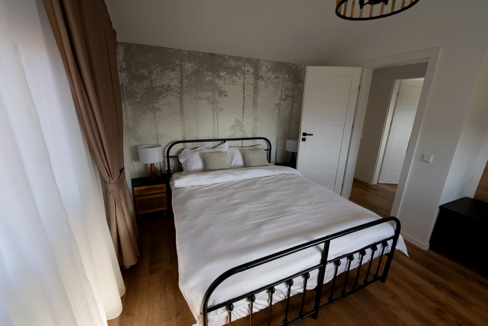 Modern and comfortable double room for couples, accommodation in Rucar Arges