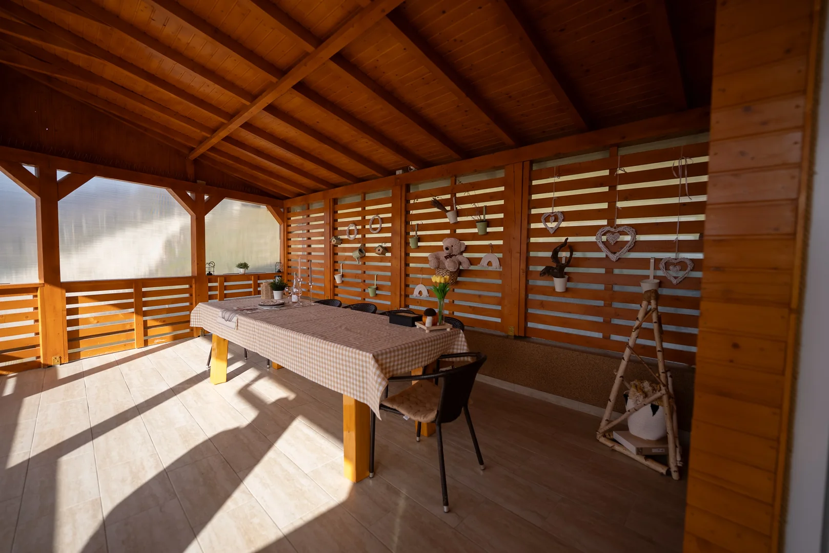 Gazebo Rucar guesthouse